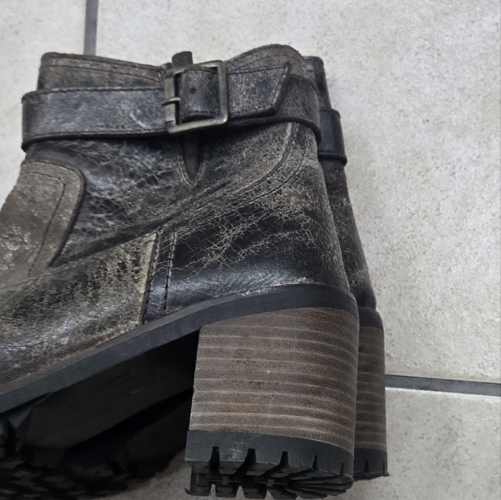 Diba true Craze Hot boots size 8. No flaws. Like New - Picture 11 of 15